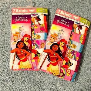 NWOT Disney Princess Girls Briefs